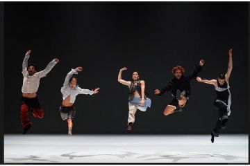 All&#39;Erios: Folklore Dynamics con Vidav&#233; Company